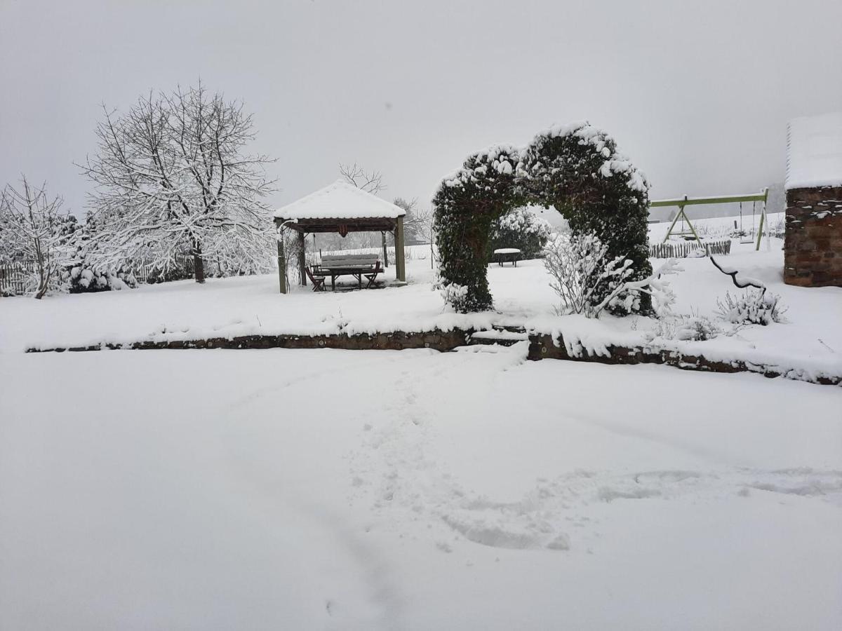 Gorgeous Holiday Home In Stoumont With Garden Luaran gambar
